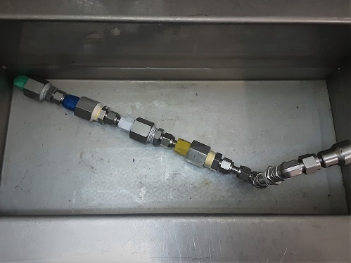 Fittings being leak tested